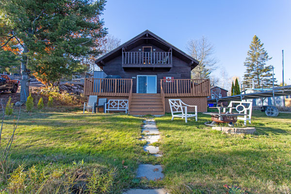 Narozanski North Real Estate Brokerage 25 Narozanski North Real Estate Brokerage 21