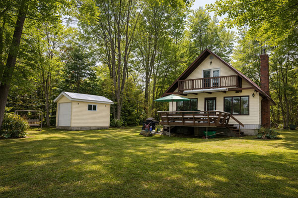 Narozanski North Real Estate Brokerage 21 Narozanski North Real Estate Brokerage 17