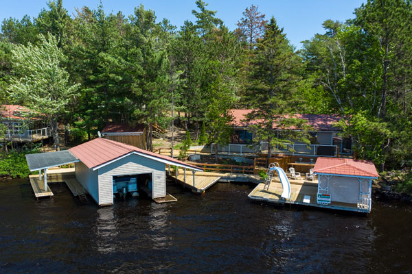 Narozanski North Real Estate Brokerage 31 Narozanski North Real Estate Brokerage 27