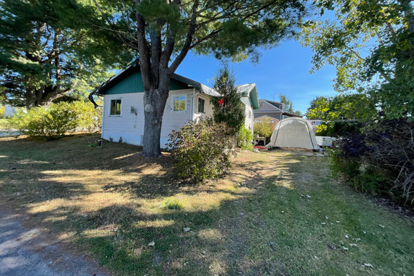 Narozanski North Real Estate Brokerage 27 Narozanski North Real Estate Brokerage 23