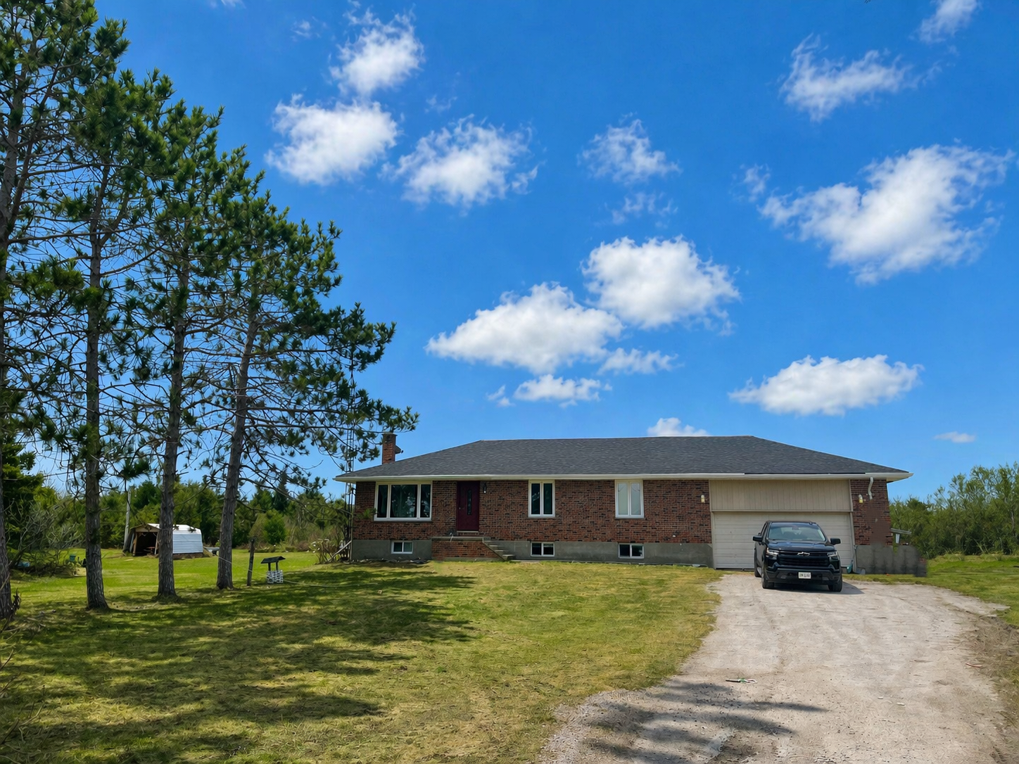 Narozanski North Real Estate Brokerage 19 Narozanski North Real Estate Brokerage 15