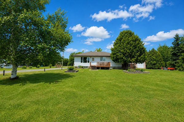 Narozanski North Real Estate Brokerage 19 Narozanski North Real Estate Brokerage 15