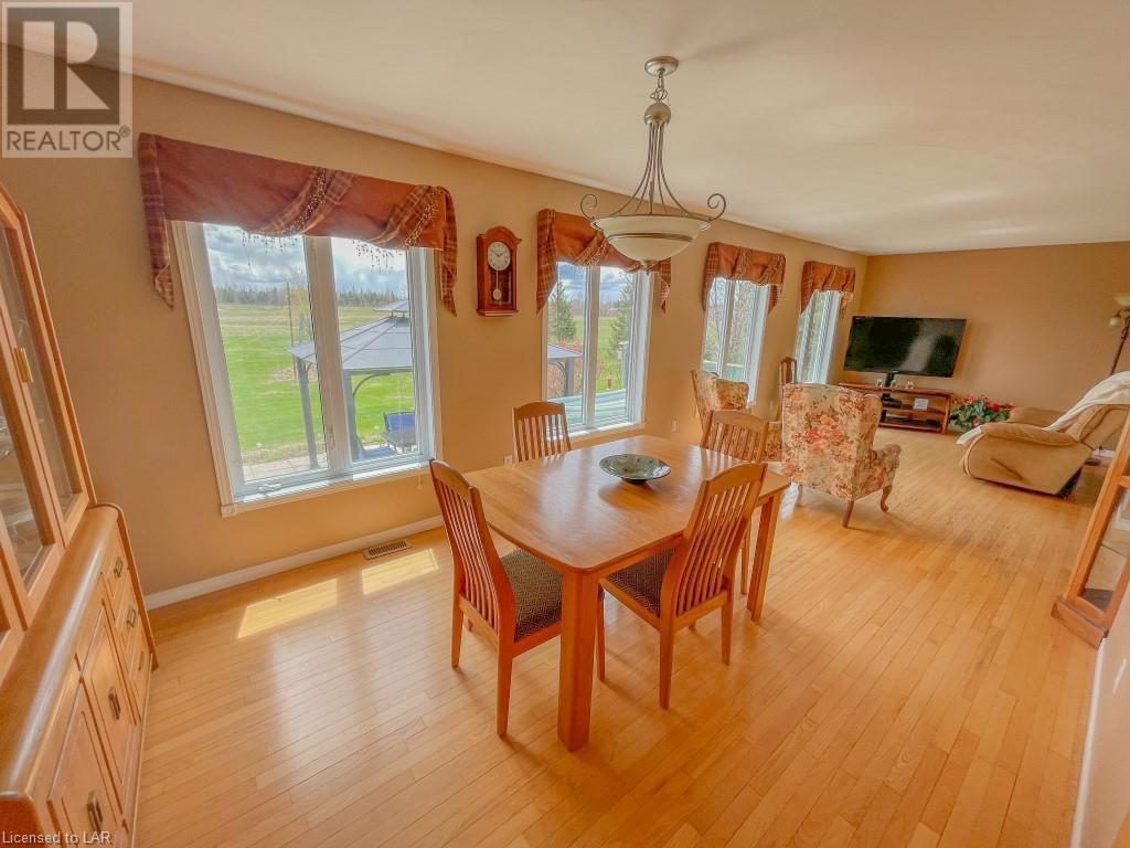 2323 Dominion Drive, Hanmer, Ontario P3P 0A5 (23196852) Narozanski