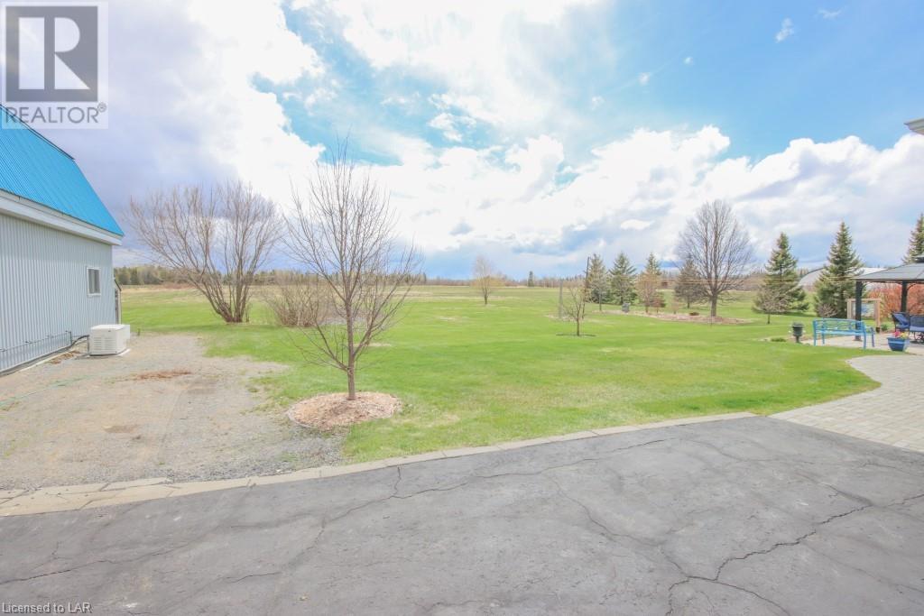 2323 Dominion Drive, Hanmer, Ontario P3P 0A5 (23196852) Narozanski