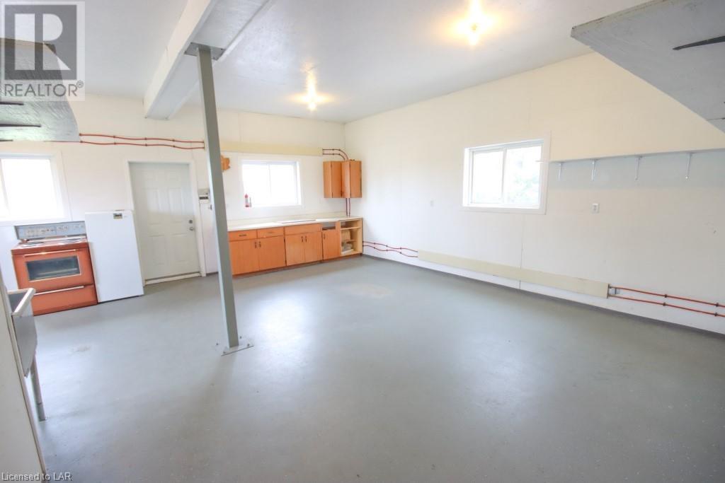 2323 Dominion Drive, Hanmer, Ontario P3P 0A5 (23196852) Narozanski