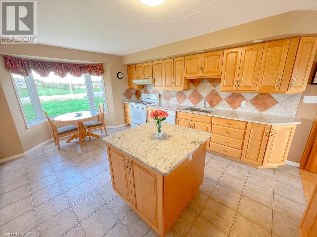 2323 Dominion Drive, Hanmer, Ontario P3P 0A5 (23196852) Narozanski