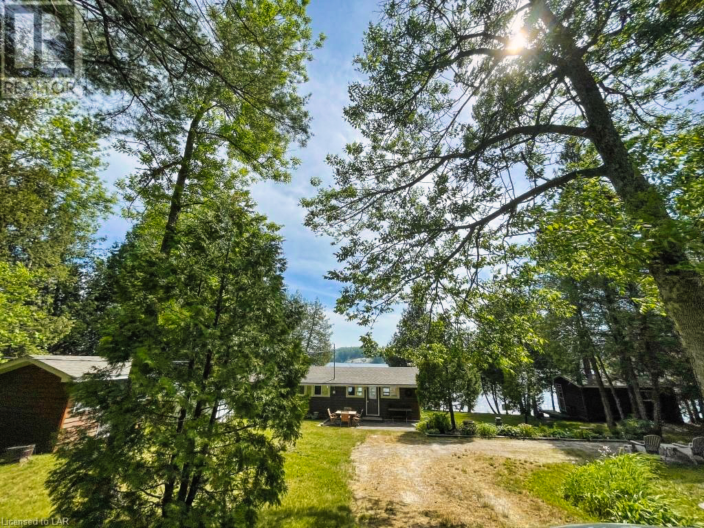 When Words Are Not Enough ..., Dream Life At This Cottage !!, Ontario    - Photo 1 - 40126794