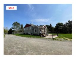 Acreage, A Residence, A Business- An Opportunity! , An Opportunity! , Ontario