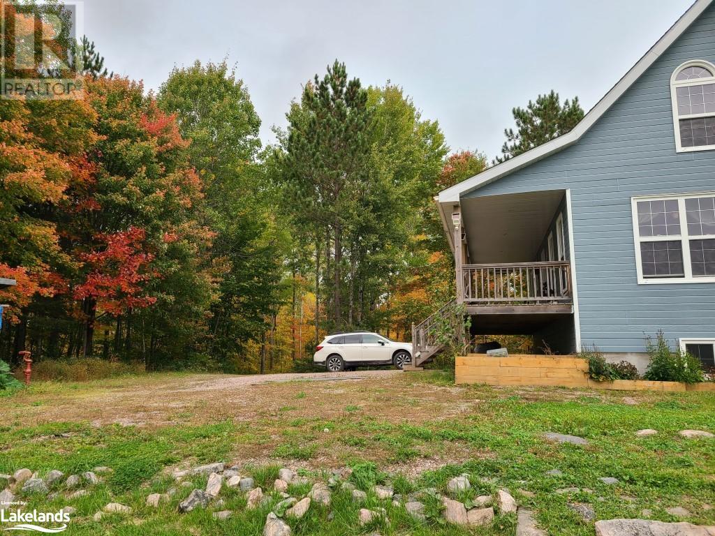 This Site Boasts Elements Of Style In A Secluded Setting... , With Privacy & Acreage!, Ontario    - Photo 17 - 40388327