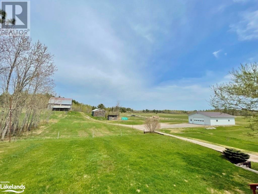 Ranch In The Near North !, Opportunity Of A Lifetime! , Ontario    - Photo 31 - 40464560