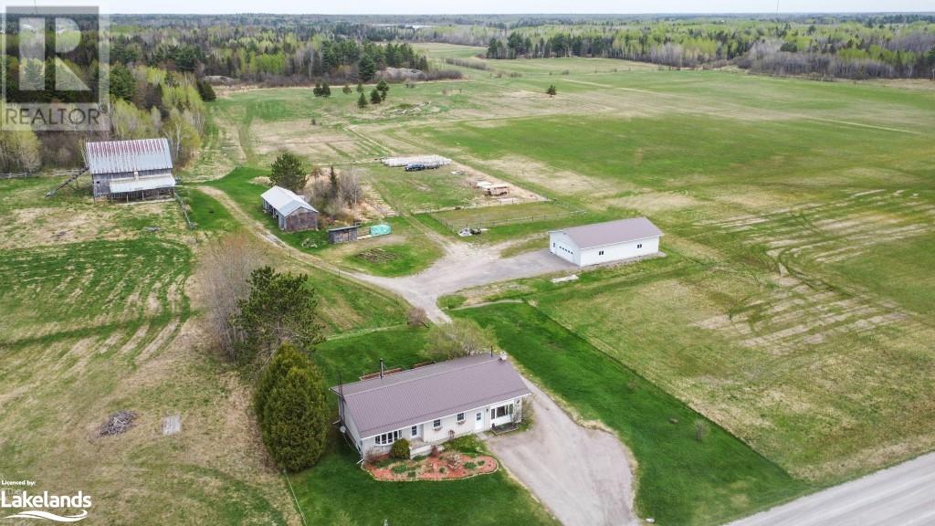 Ranch In The Near North !, Opportunity Of A Lifetime! , Ontario    - Photo 5 - 40464560