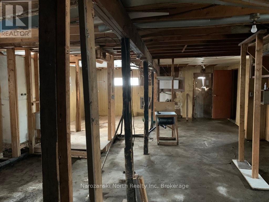 615 Labre Road, St. Charles, Ontario  P0M 2W0 - Photo 14 - X12084921
