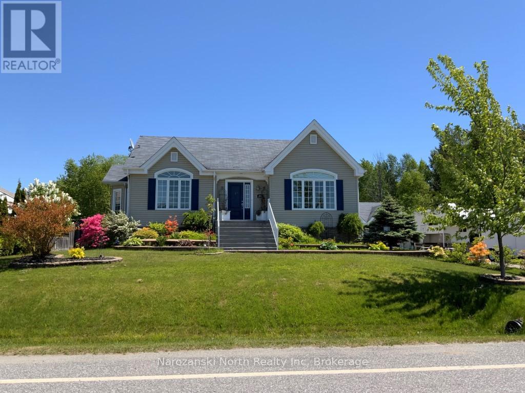 46 Tamerack Avenue, West Nipissing, Ontario  P2B 3H3 - Photo 2 - X12090096