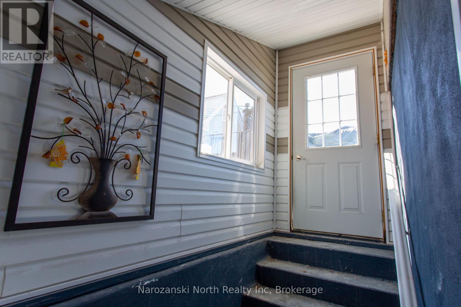 46 Tamerack Avenue, West Nipissing, Ontario  P2B 3H3 - Photo 28 - X12090096