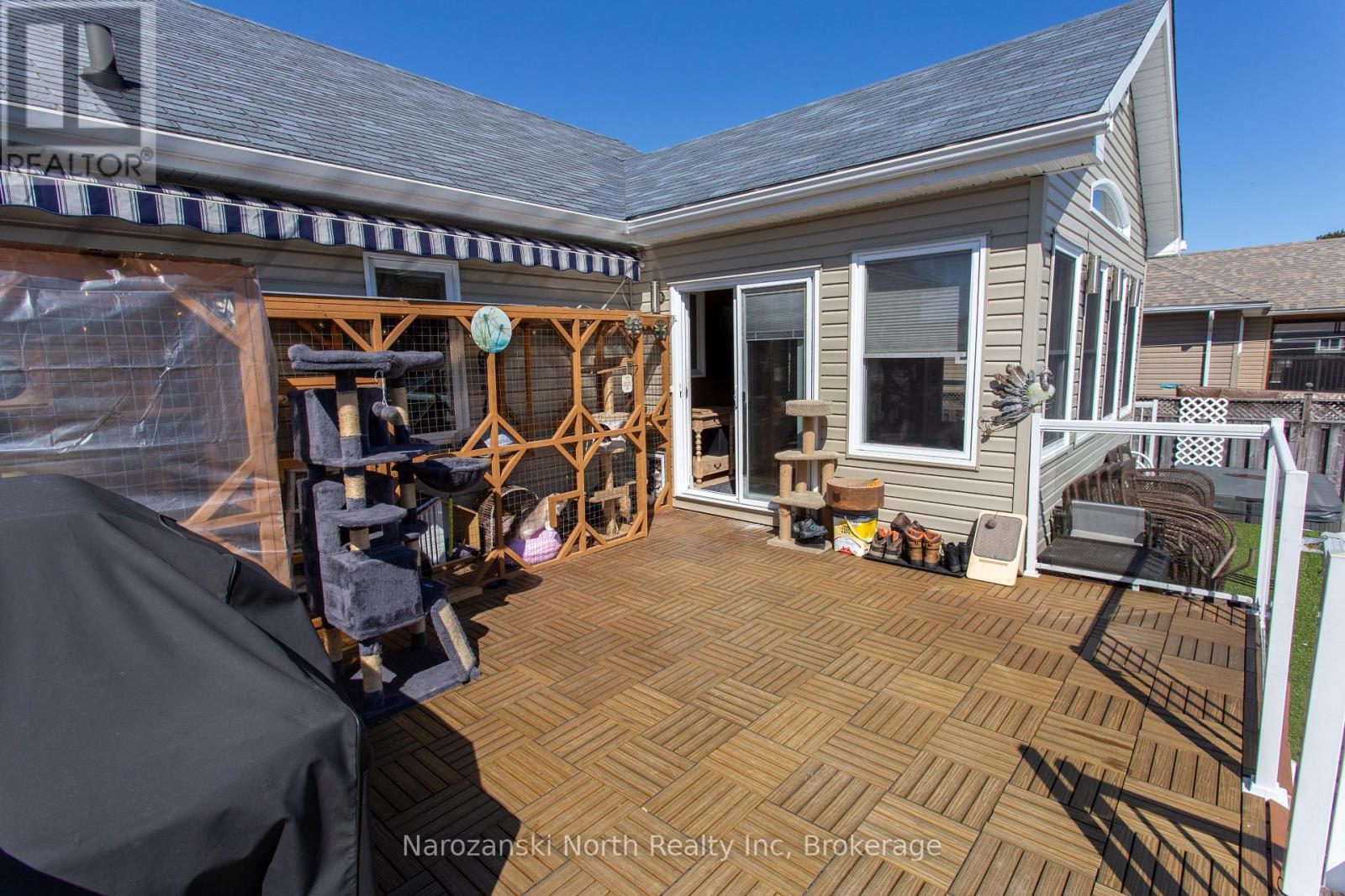 46 Tamerack Avenue, West Nipissing, Ontario  P2B 3H3 - Photo 33 - X12090096