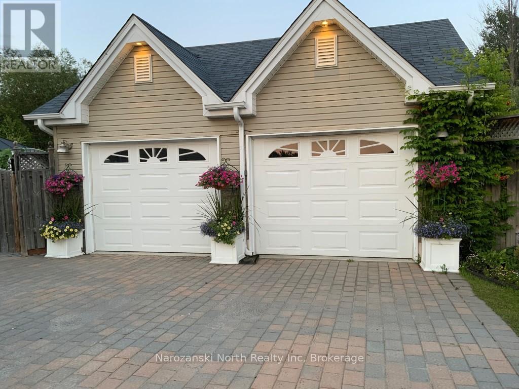46 Tamerack Avenue, West Nipissing, Ontario  P2B 3H3 - Photo 4 - X12090096
