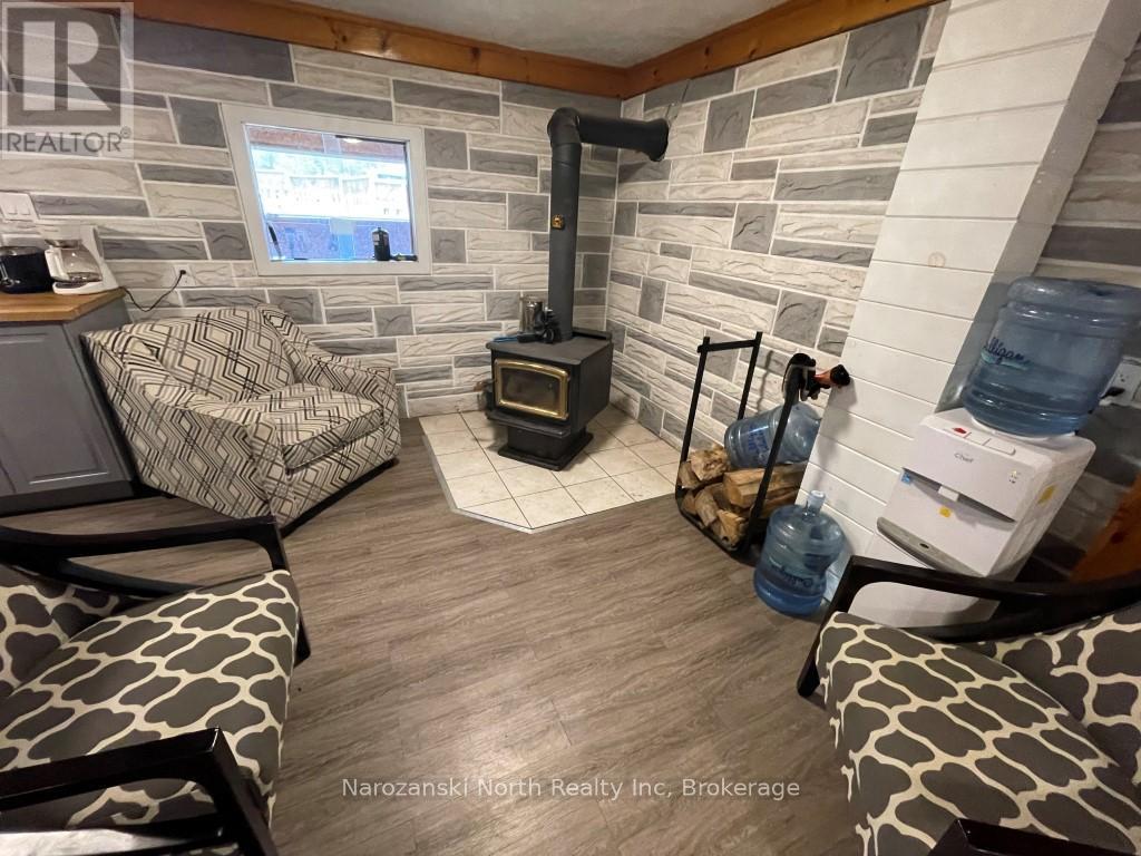 120 Happy Landing Road, French River, Ontario  P0M 2N0 - Photo 14 - X12108537