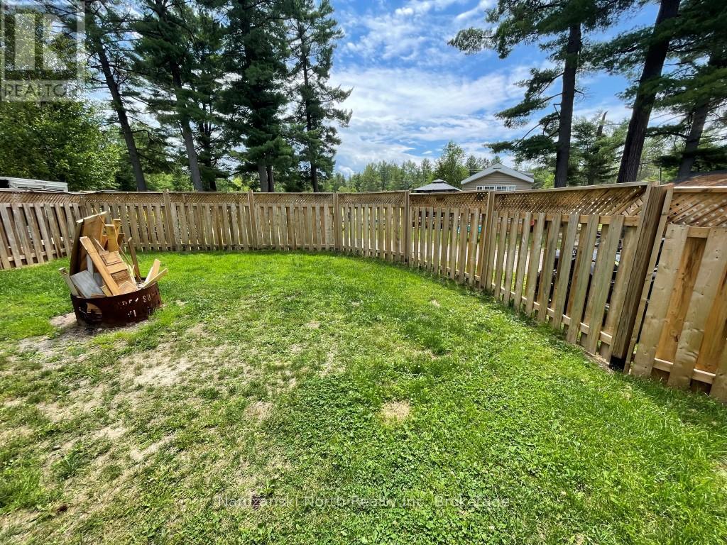 120 Happy Landing Road, French River, Ontario  P0M 2N0 - Photo 16 - X12108537