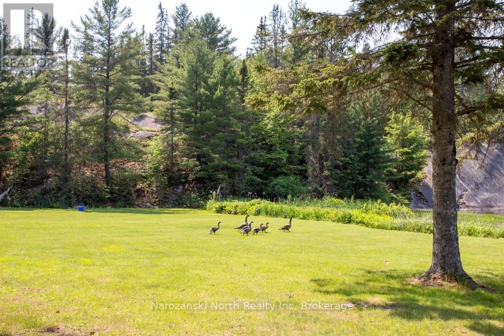 120 Happy Landing Road, French River, Ontario  P0M 2N0 - Photo 32 - X12108537