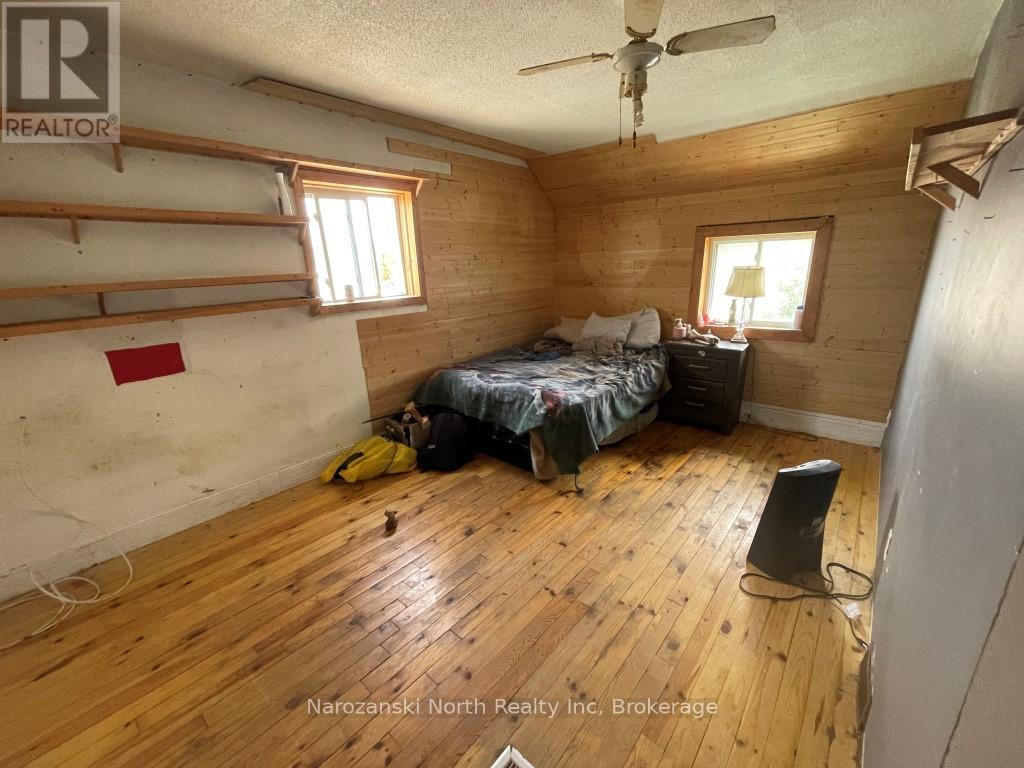 1 Phipps Street, Gore Bay, Ontario  P0P 1H0 - Photo 11 - X12121089