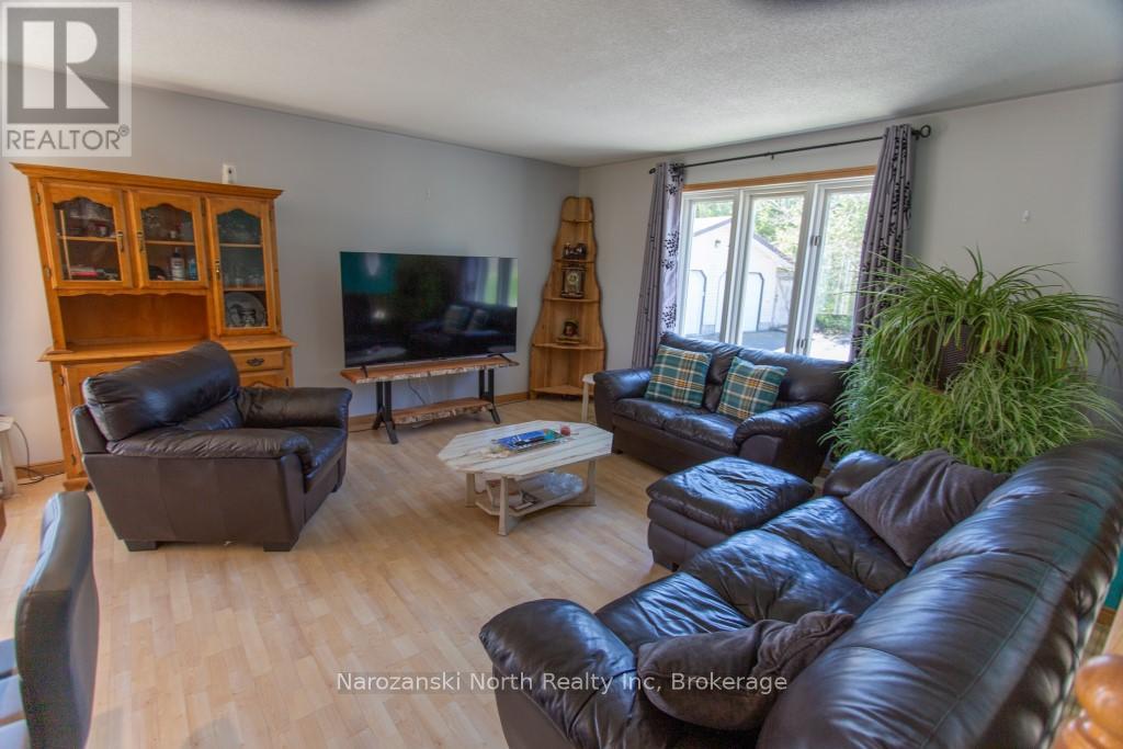 284 Turenne Road, French River, Ontario  P0M 1A0 - Photo 14 - X12156186