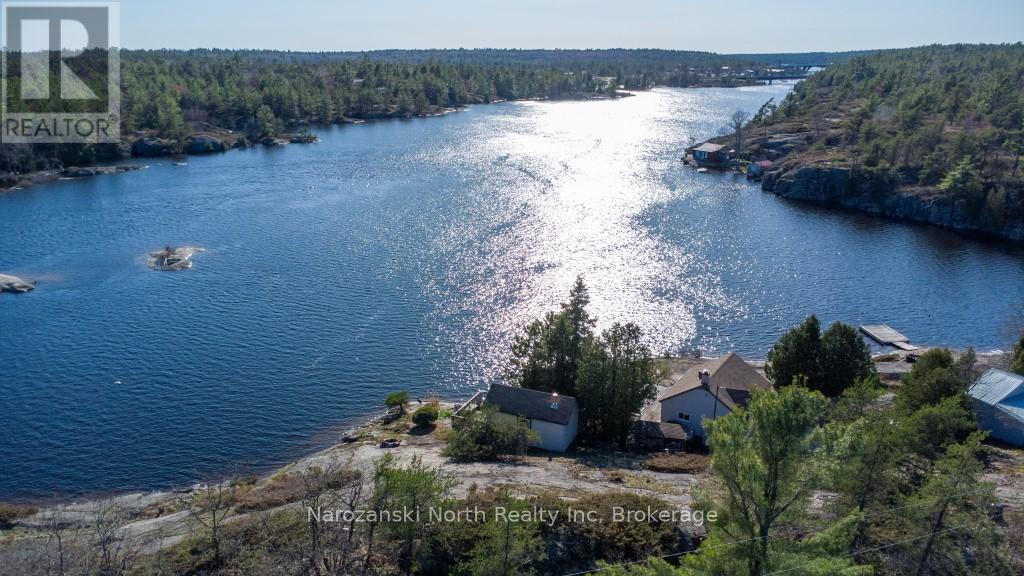 0 Pickerel River, Parry Sound Remote Area, Ontario  P0G 1G0 - Photo 1 - X12161514