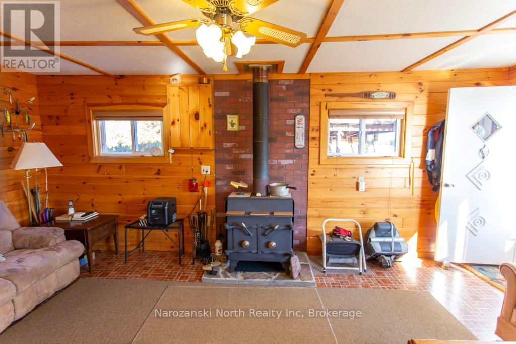0 Pickerel River, Parry Sound Remote Area, Ontario  P0G 1G0 - Photo 11 - X12161514