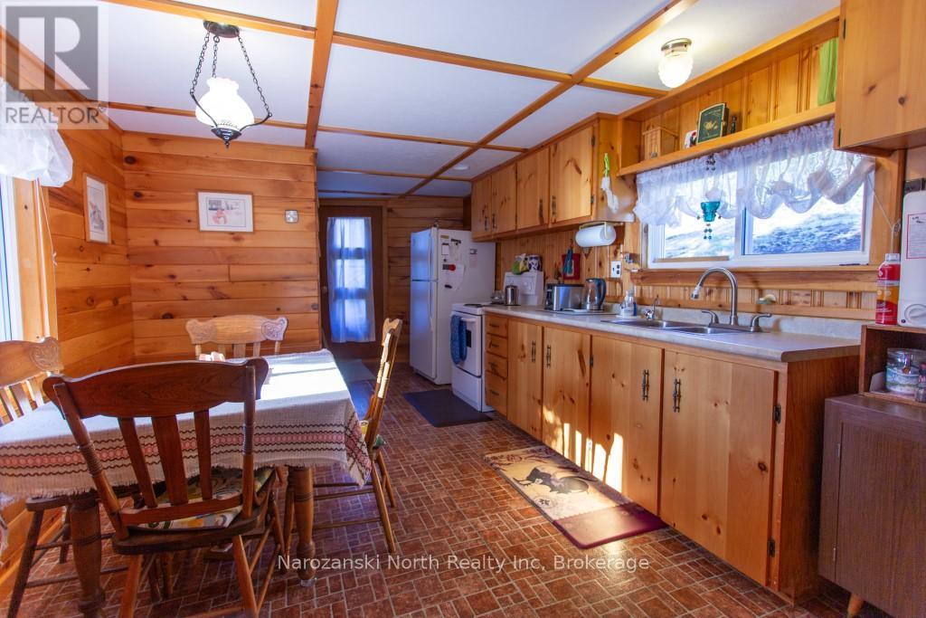 0 Pickerel River, Parry Sound Remote Area, Ontario  P0G 1G0 - Photo 15 - X12161514