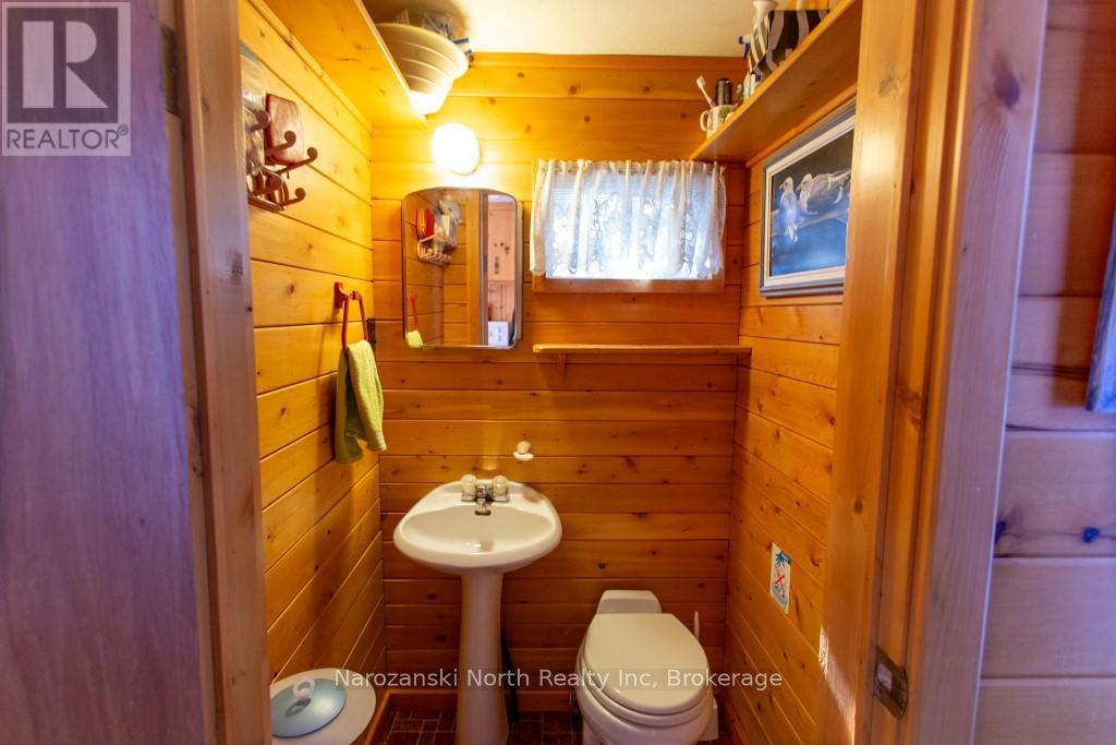 0 Pickerel River, Parry Sound Remote Area, Ontario  P0G 1G0 - Photo 17 - X12161514