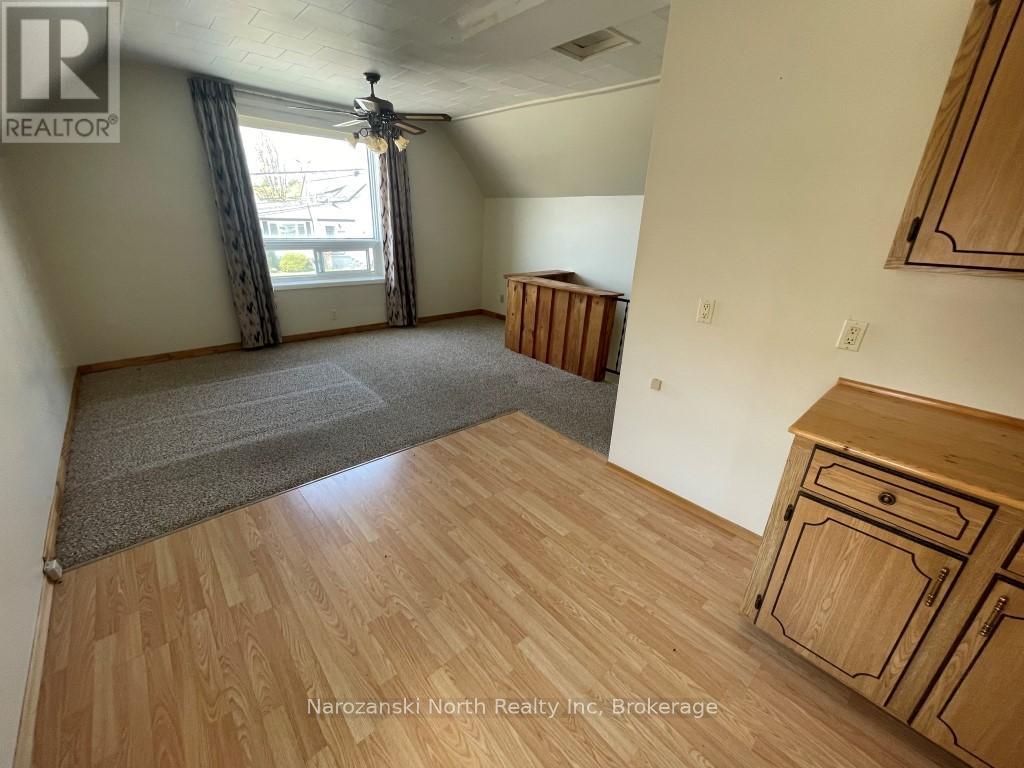 172 Parker Street, West Nipissing, Ontario  P2B 1L3 - Photo 10 - X12163119