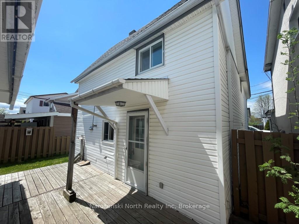 172 Parker Street, West Nipissing, Ontario  P2B 1L3 - Photo 15 - X12163119