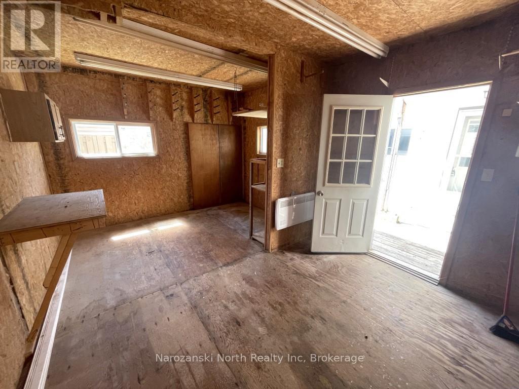 172 Parker Street, West Nipissing, Ontario  P2B 1L3 - Photo 18 - X12163119