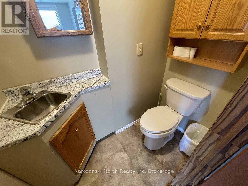 172 Parker Street, West Nipissing, Ontario  P2B 1L3 - Photo 7 - X12163119
