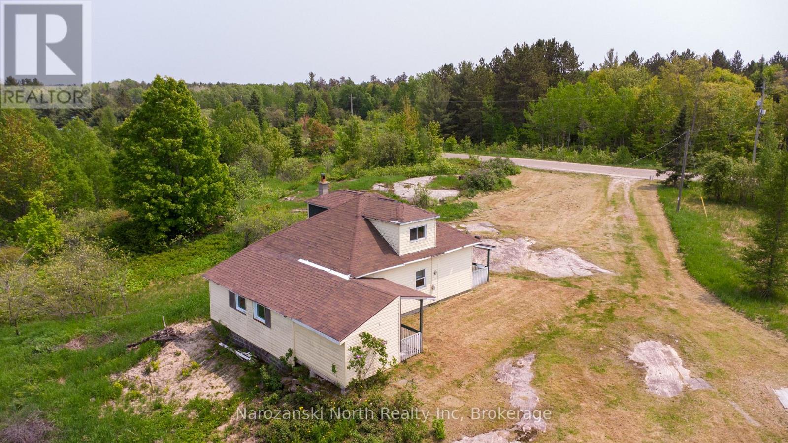 556 Hartley Bay Road, Killarney, Ontario  P0M 1A0 - Photo 2 - X12185034