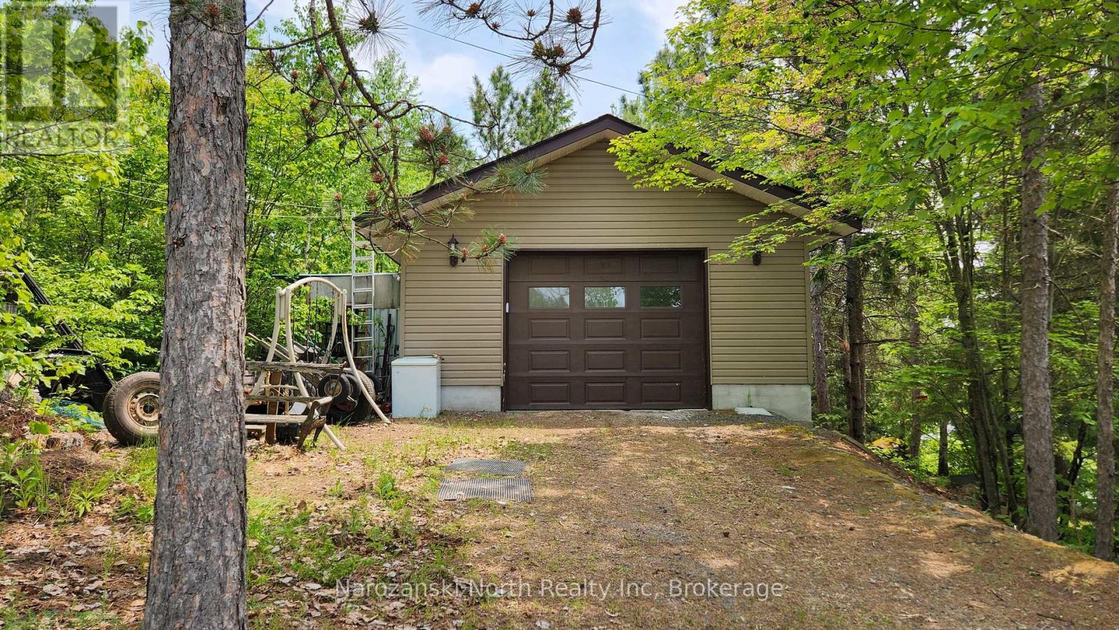 1893 Musky Bay Road, St. Charles, Ontario  P0M 2W0 - Photo 19 - X12221538
