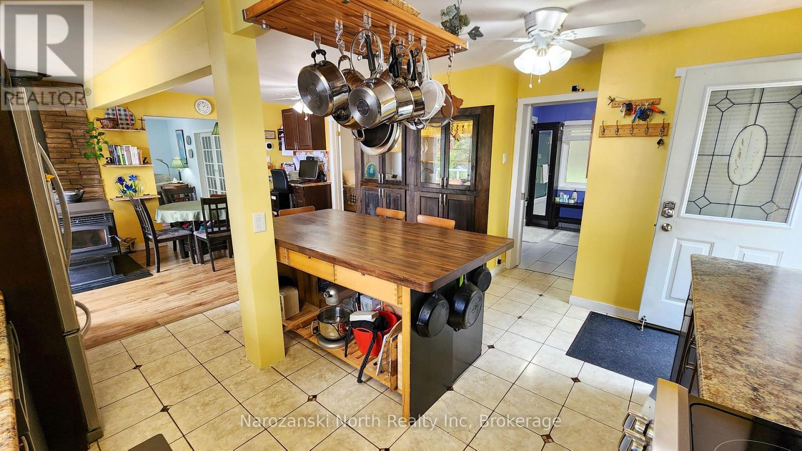 1893 Musky Bay Road, St. Charles, Ontario  P0M 2W0 - Photo 9 - X12221538