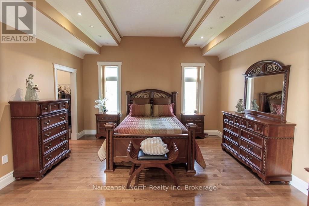 8 Telesphore Street, Greater Sudbury, Ontario  P0M 1B0 - Photo 13 - X12222893