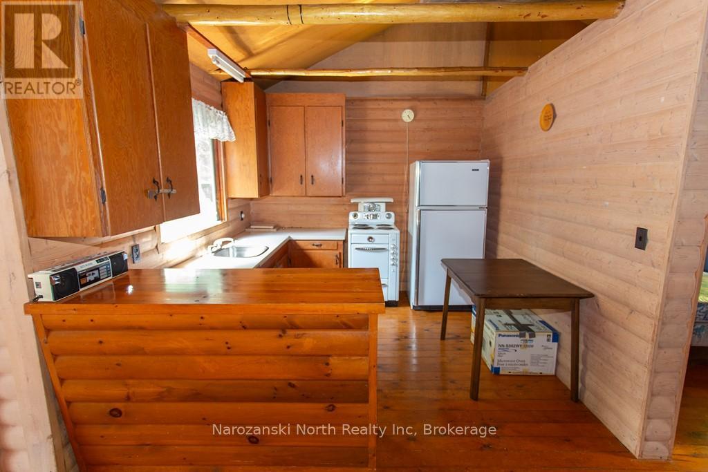 280 Zettler Bay Road, French River, Ontario  P0M 2N0 - Photo 11 - X12294364