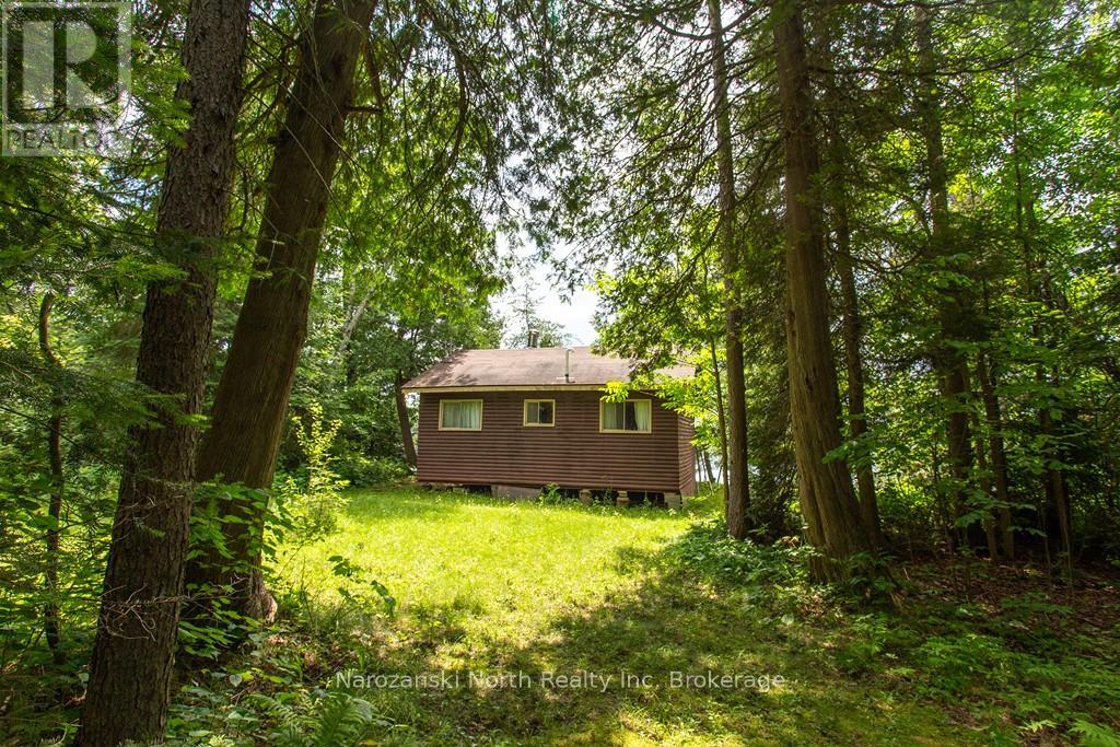 280 Zettler Bay Road, French River, Ontario  P0M 2N0 - Photo 3 - X12294364