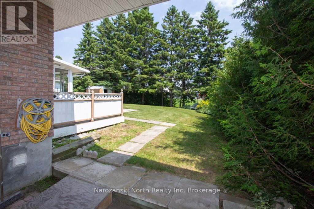 20 Dollard Street, French River, Ontario  P0M 2N0 - Photo 3 - X12297773