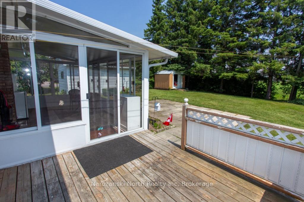 20 Dollard Street, French River, Ontario  P0M 2N0 - Photo 31 - X12297773