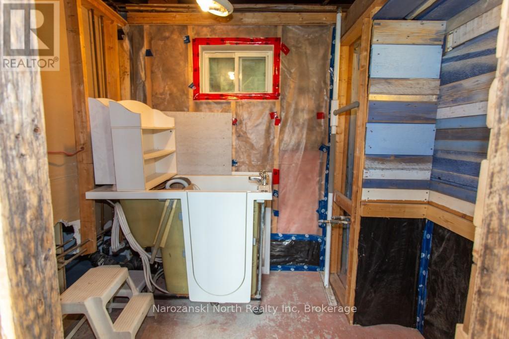 33 Little Brule Road, Markstay-Warren, Ontario  P0M 2W0 - Photo 21 - X12342686