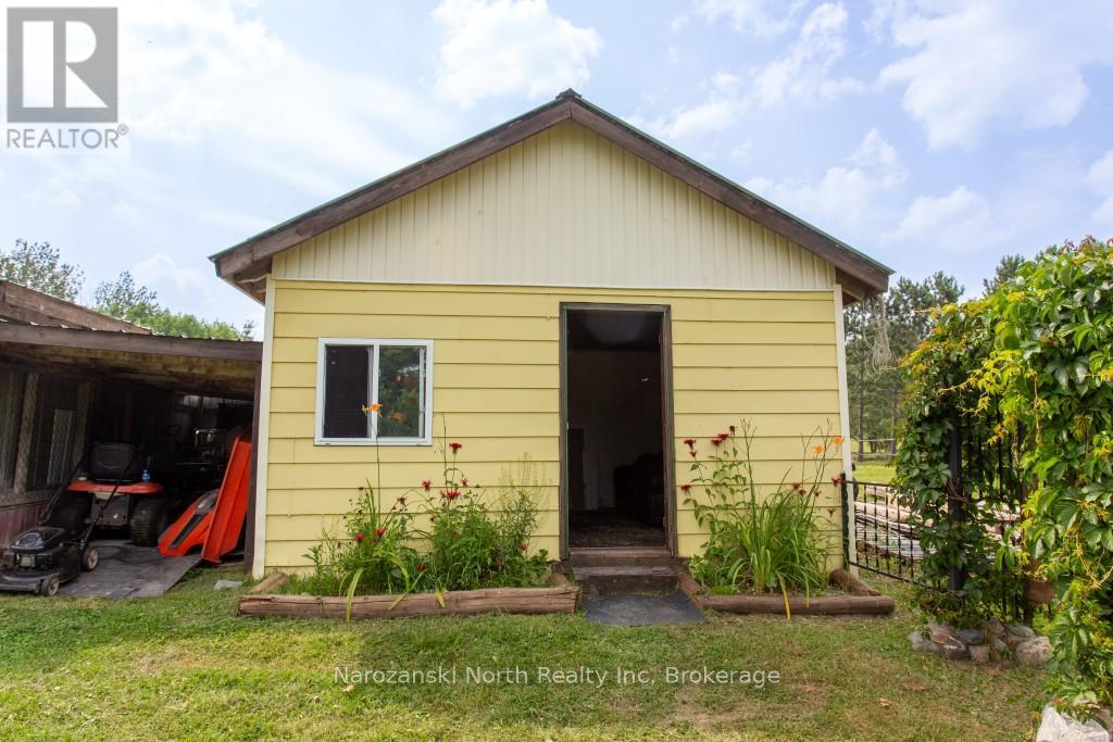 33 Little Brule Road, Markstay-Warren, Ontario  P0M 2W0 - Photo 26 - X12342686