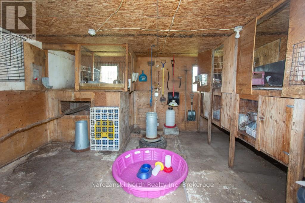 33 Little Brule Road, Markstay-Warren, Ontario  P0M 2W0 - Photo 28 - X12342686