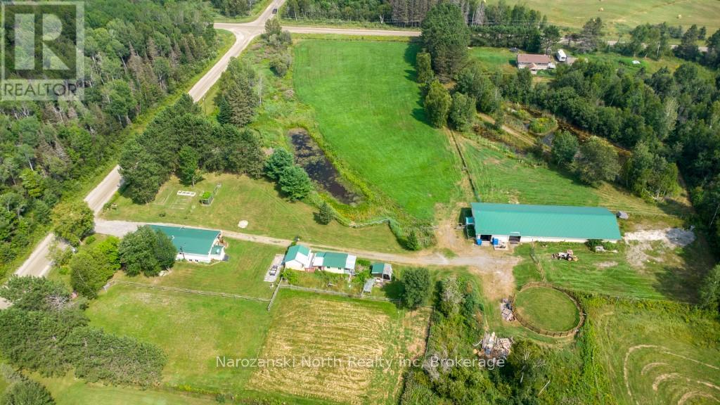 33 Little Brule Road, Markstay-Warren, Ontario  P0M 2W0 - Photo 3 - X12342686