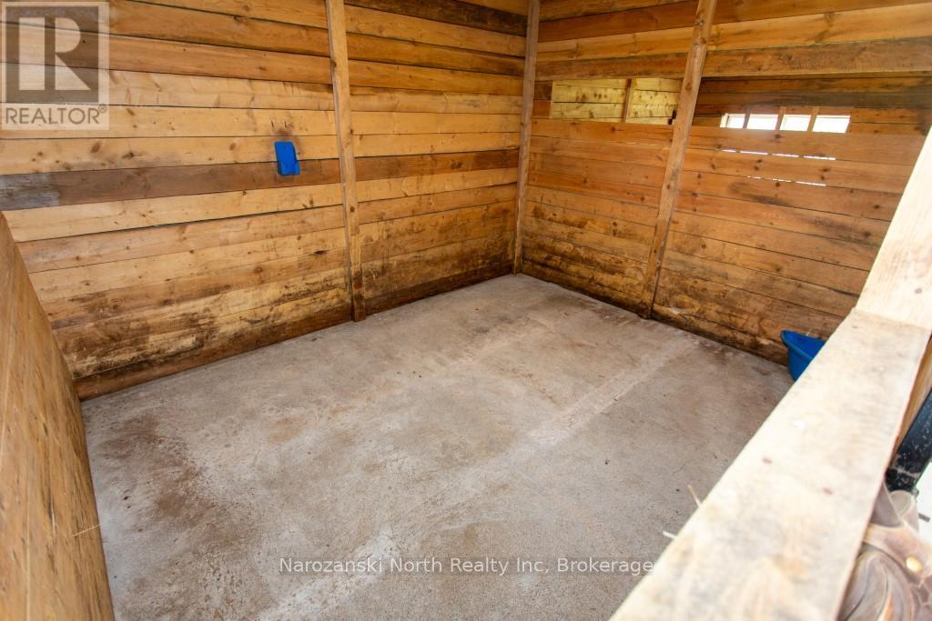 33 Little Brule Road, Markstay-Warren, Ontario  P0M 2W0 - Photo 36 - X12342686