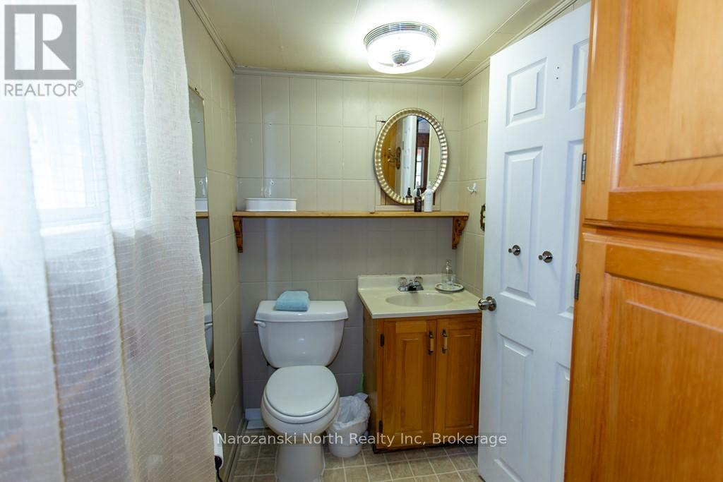 118a Plouffe Road, French River, Ontario  P0M 2N0 - Photo 16 - X12346208