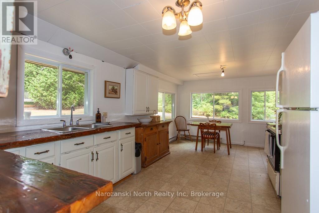 118a Plouffe Road, French River, Ontario  P0M 2N0 - Photo 9 - X12346208