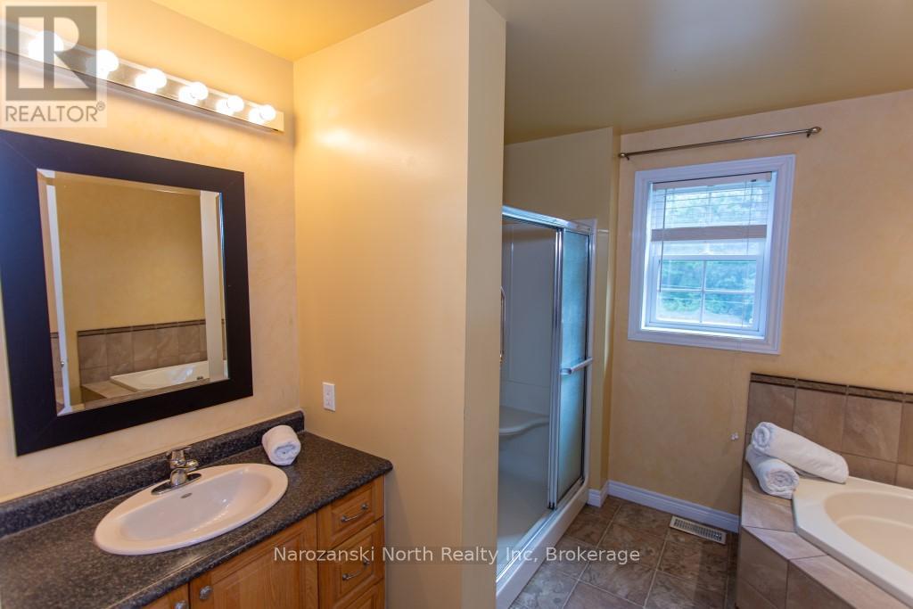 30 Presquille Road, French River, Ontario  P0M 1A0 - Photo 15 - X12370985