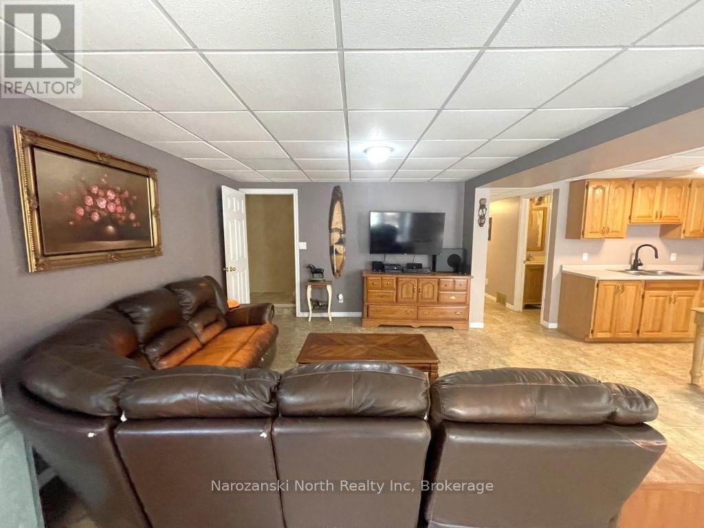 30 Presquille Road, French River, Ontario  P0M 1A0 - Photo 22 - X12370985